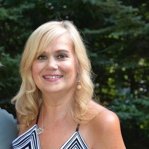 Meet your Posher, Lori